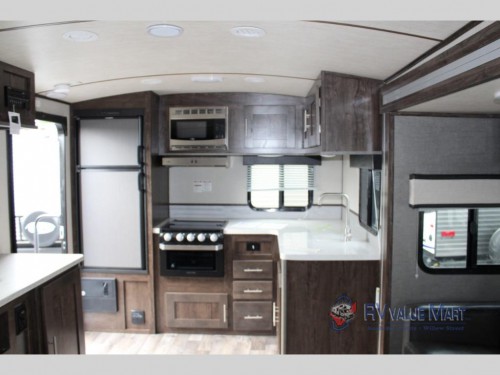 Cruiser Radiance Ultra Lite 25RK Travel Trailer Kitchen