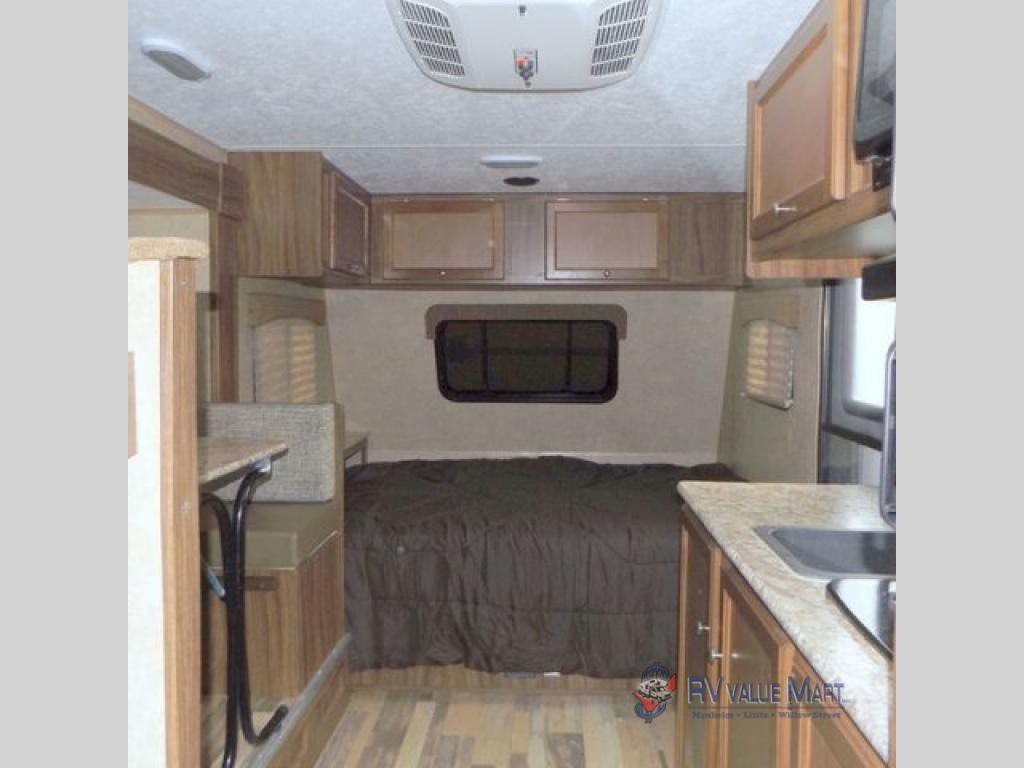 Coachmen RV Viking Living