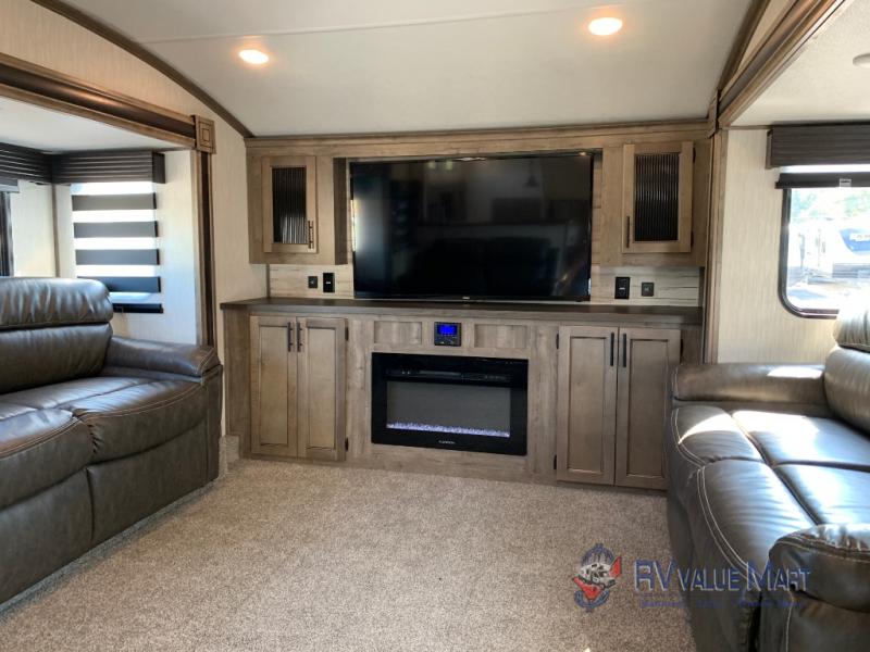 Forest River Sabre 37flh Fifth Wheel Review Front Living Room And Master Suite Rv Value Mart Blog