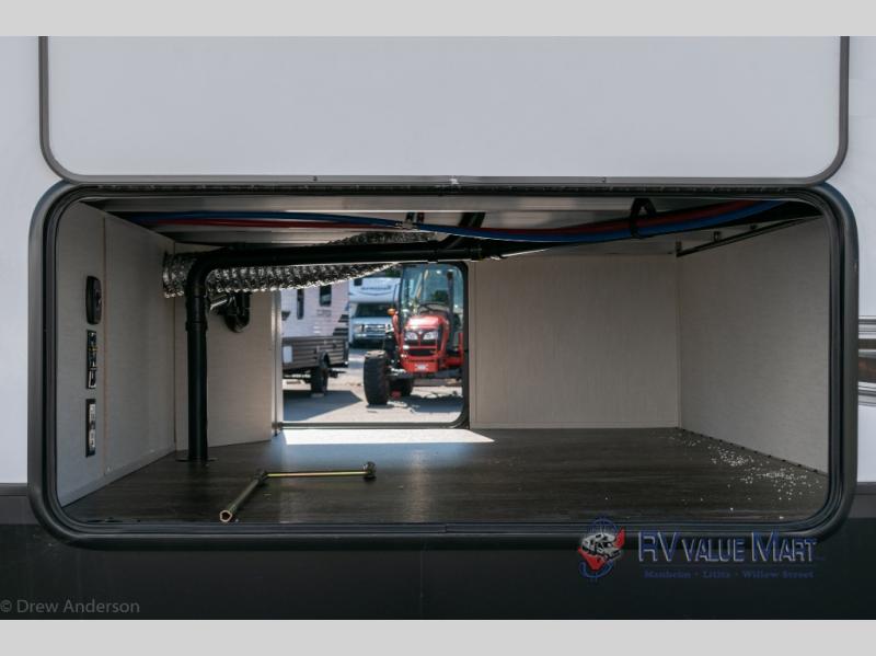 Sabre storage